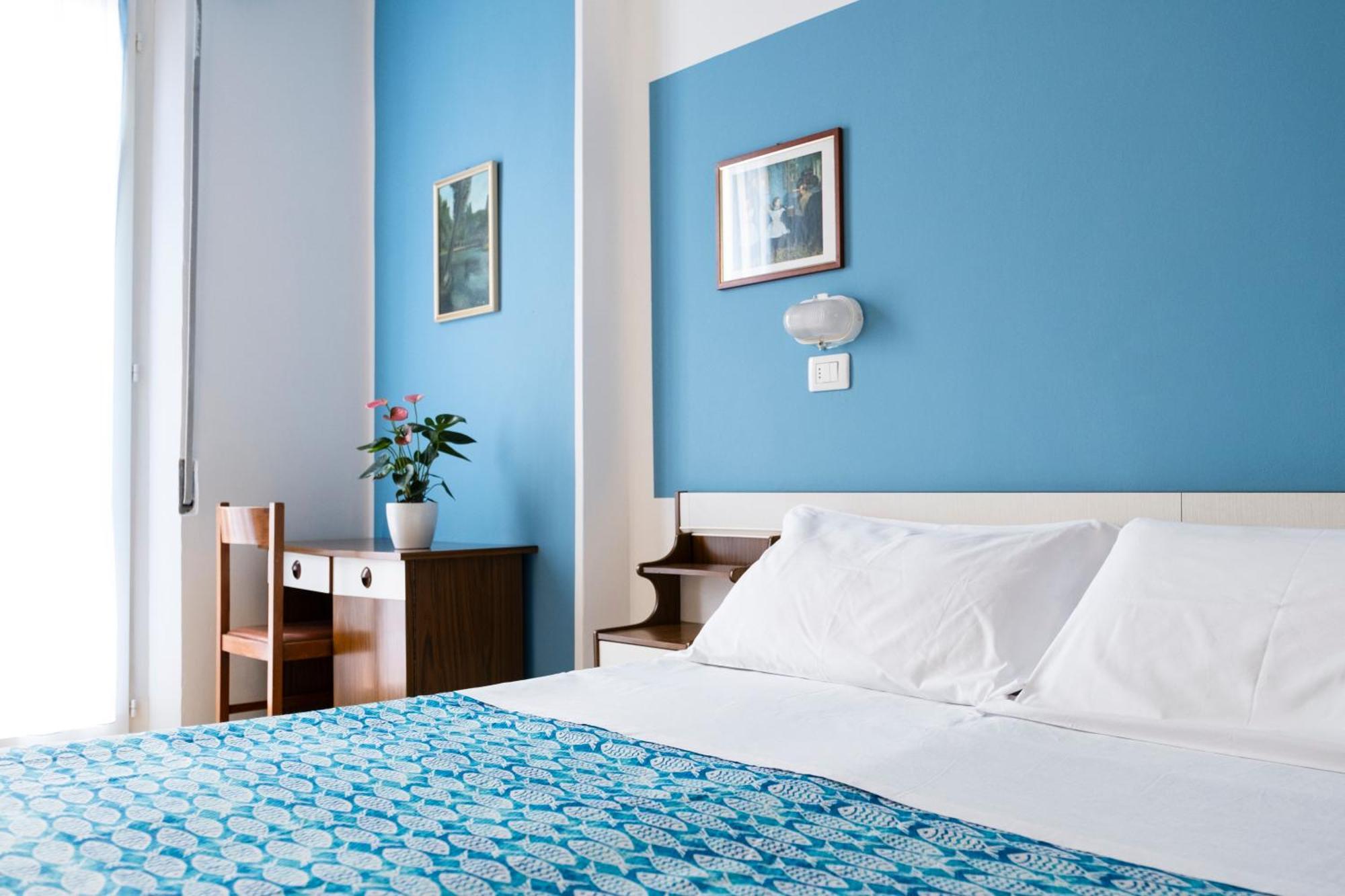 Hotel Cheri Ρίμινι Εξωτερικό φωτογραφία